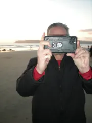 Dad taking a photo with zero headroom