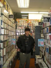Me(reverse angle)
