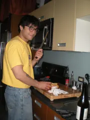 Mit Bateman cutting oranges